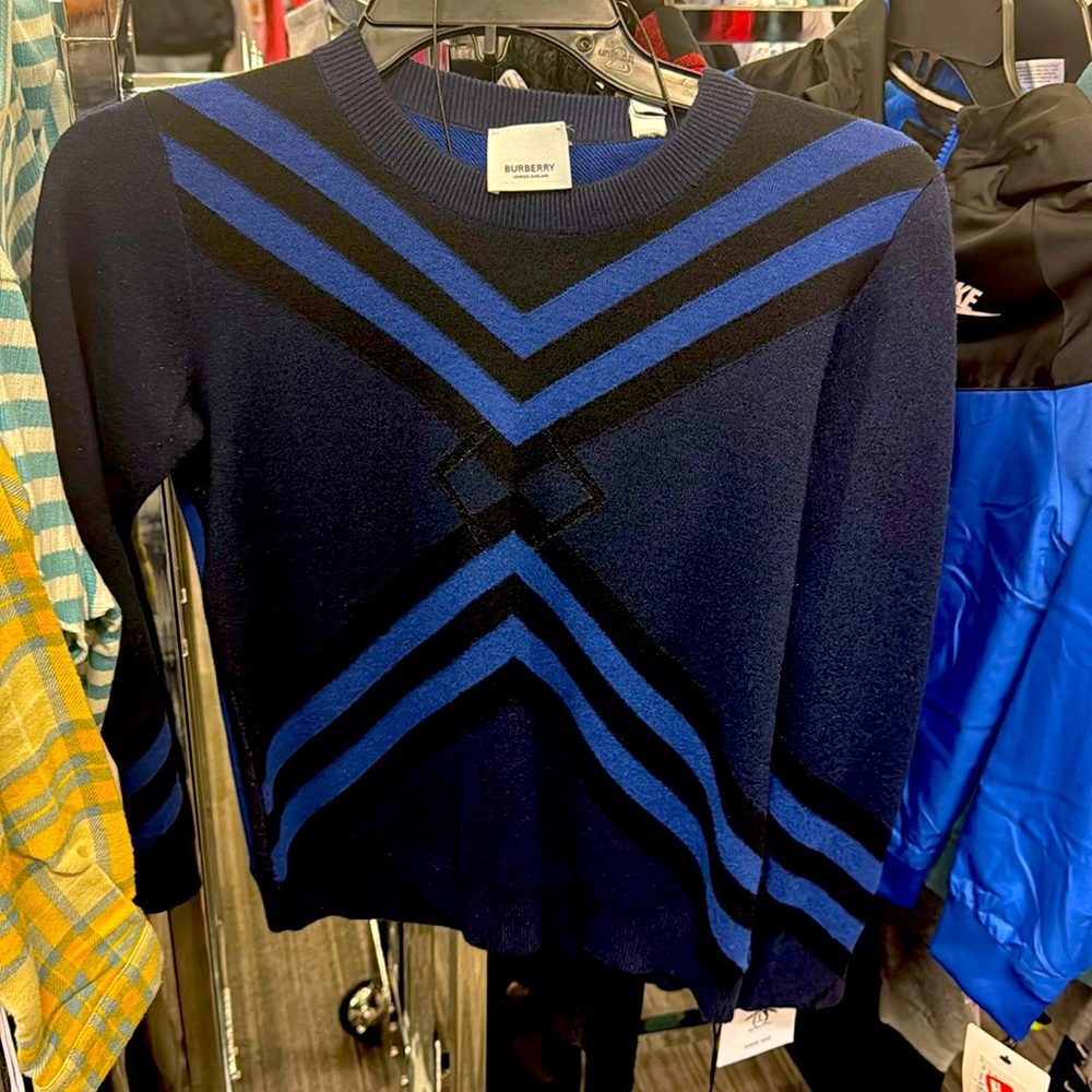NWT Youth BURBERRY blue and black sweater